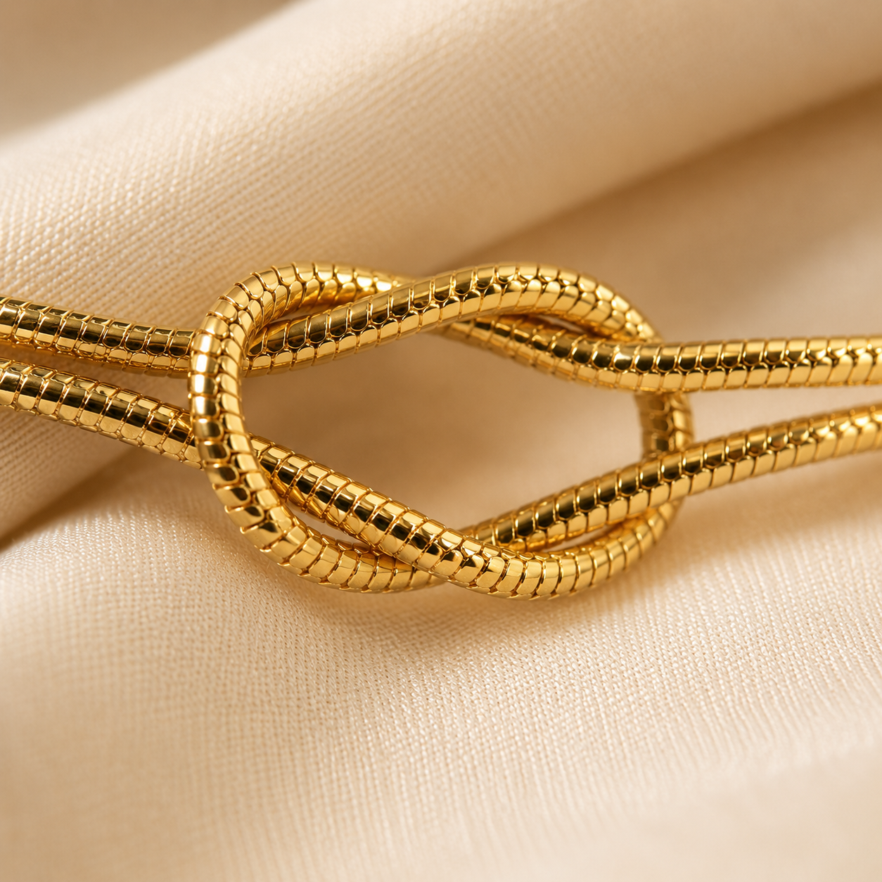 Amie™ Knot Bracelet