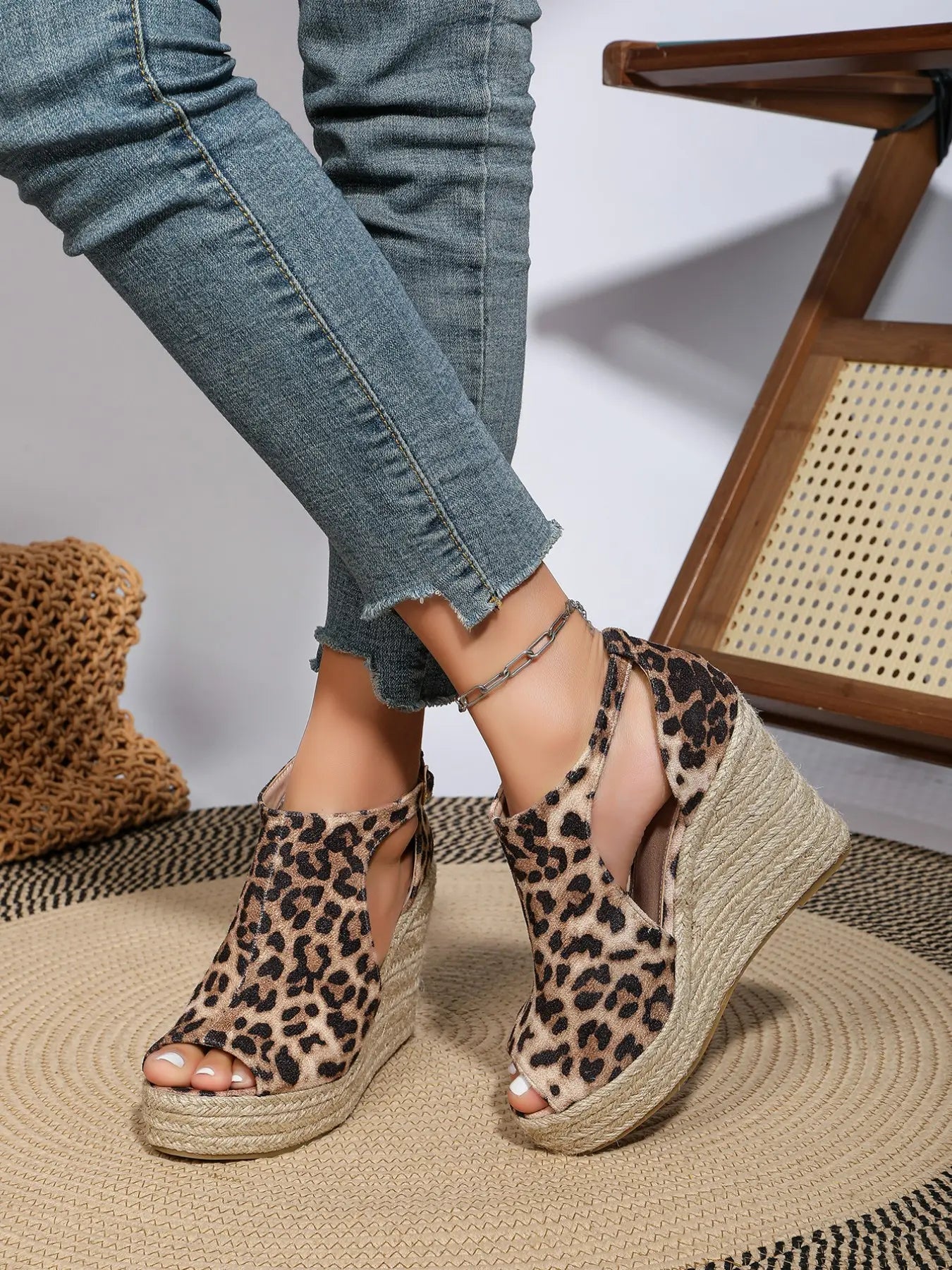 Women'S Espadrille Peep-Toe Wedge Sandals, Casual Hollow-Out Buckle Decor Shoes, for Beach, Parties & Daily Wear